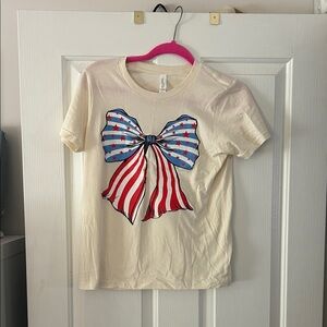 Kids Cream T-Shirt with American Flag Bow Design